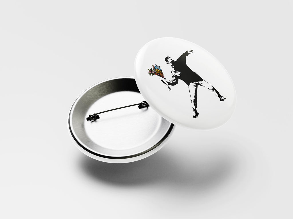 Spilla Pin - Lanciatore di Fiori Banksy 32mm | Strillone Society